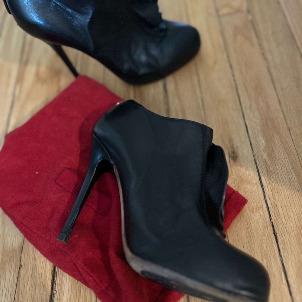 Valentino boots - Picture 3 of 3